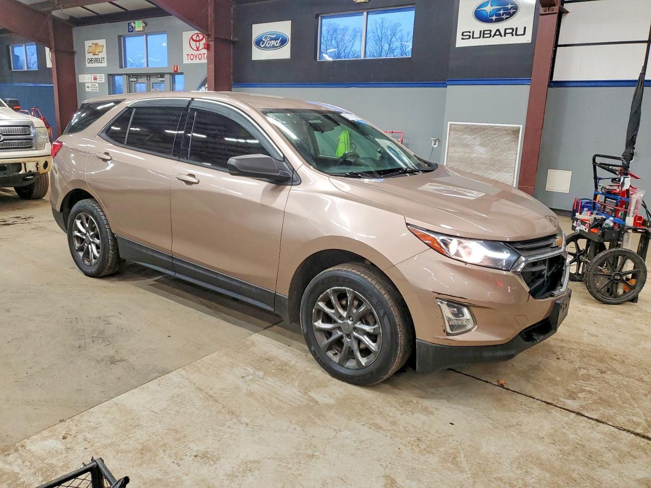 2018 Chevrolet Equinox Ls - Image 4