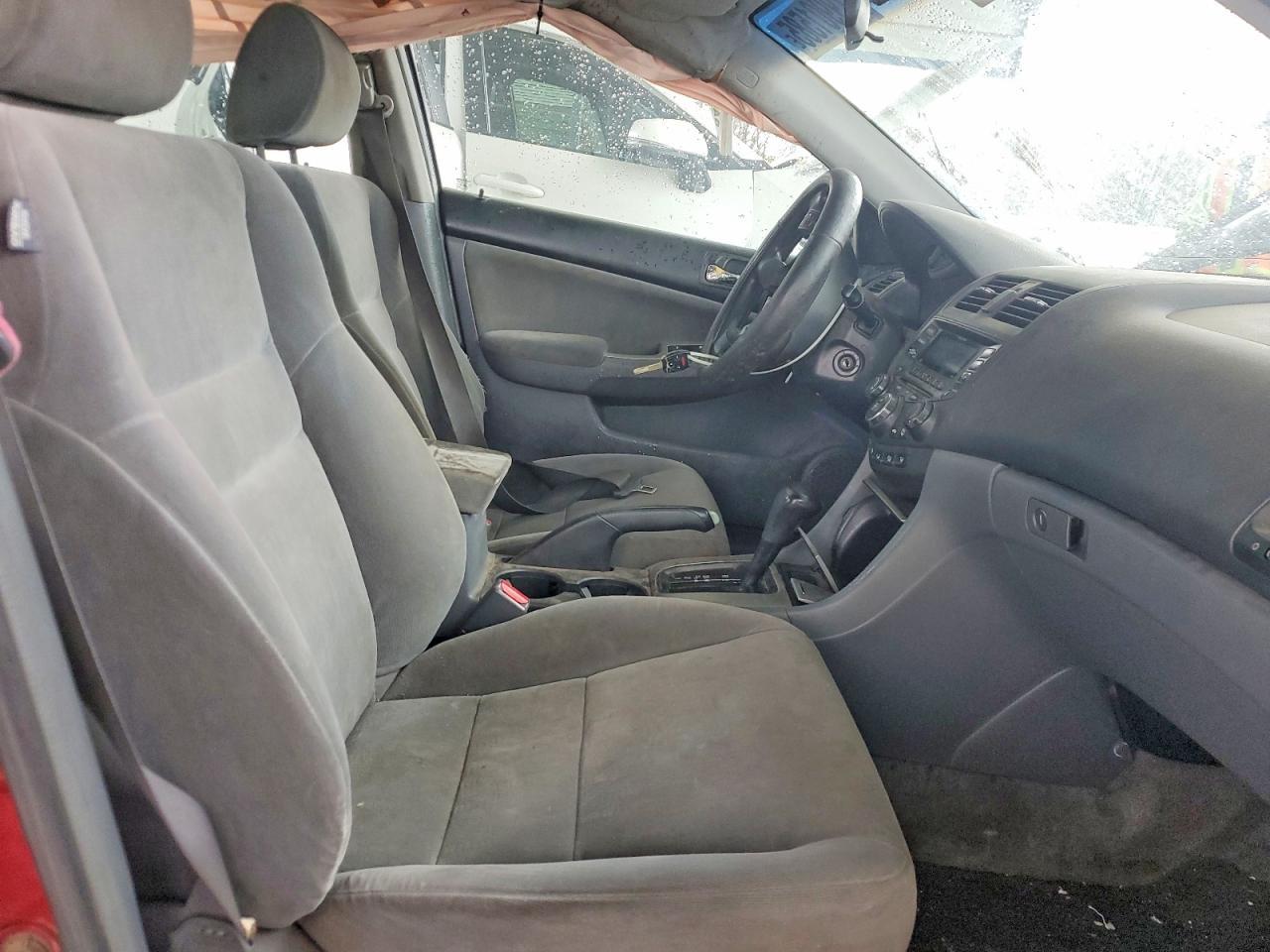 2005 Honda Accord - Image 7