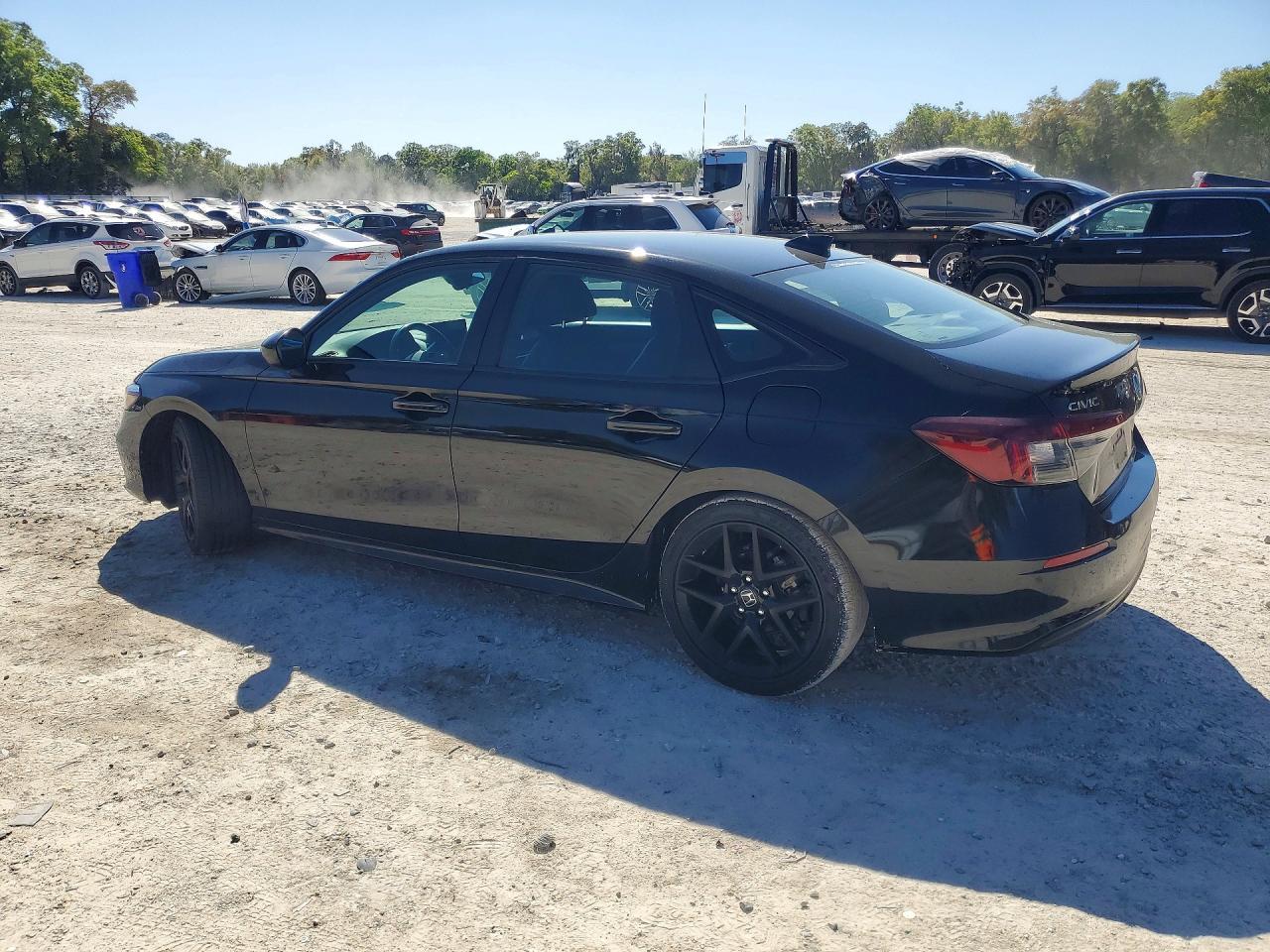 2025 Honda Civic Sport - Фото 2