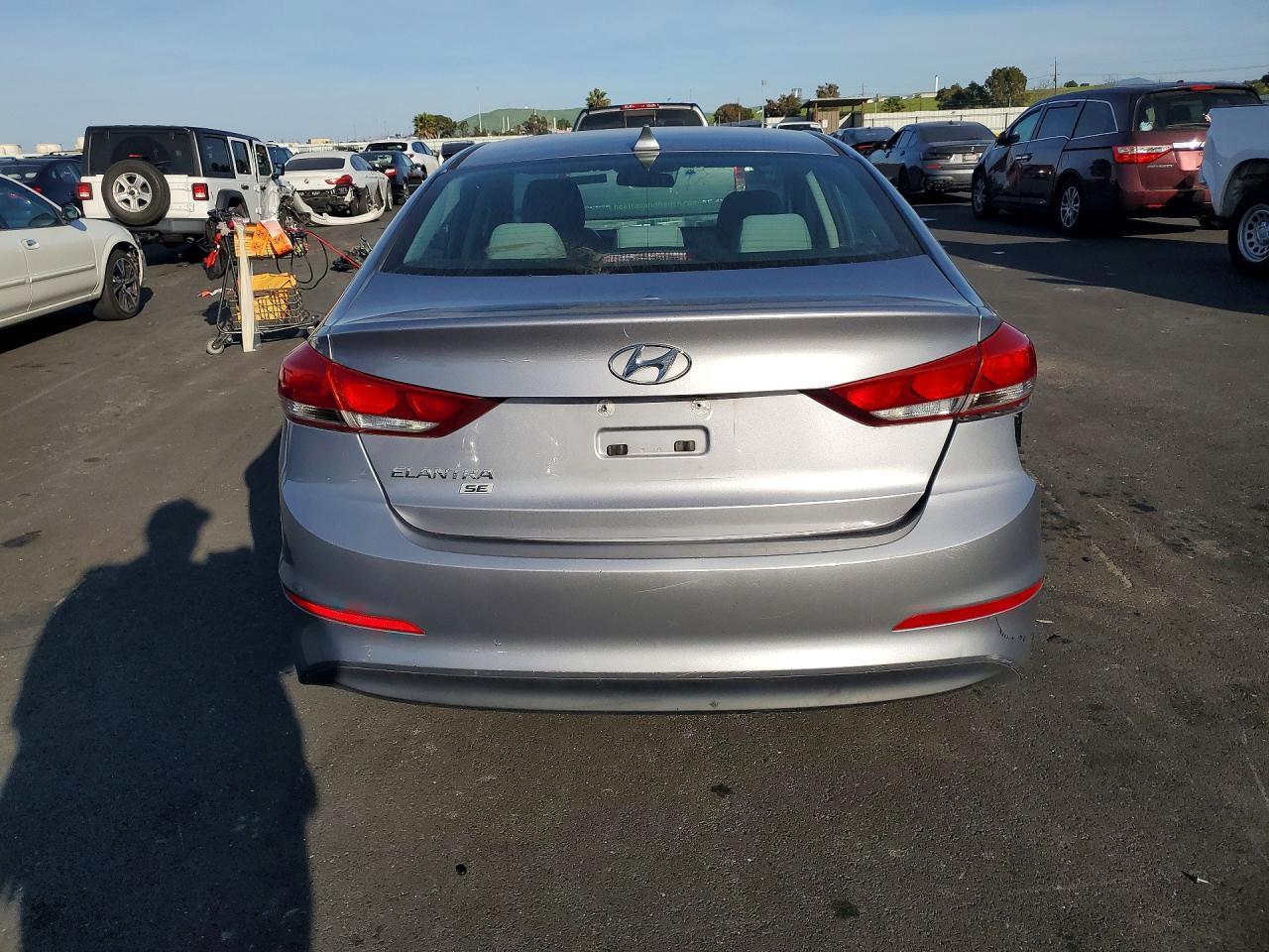 2017 Hyundai Elantra Se - Фото 6