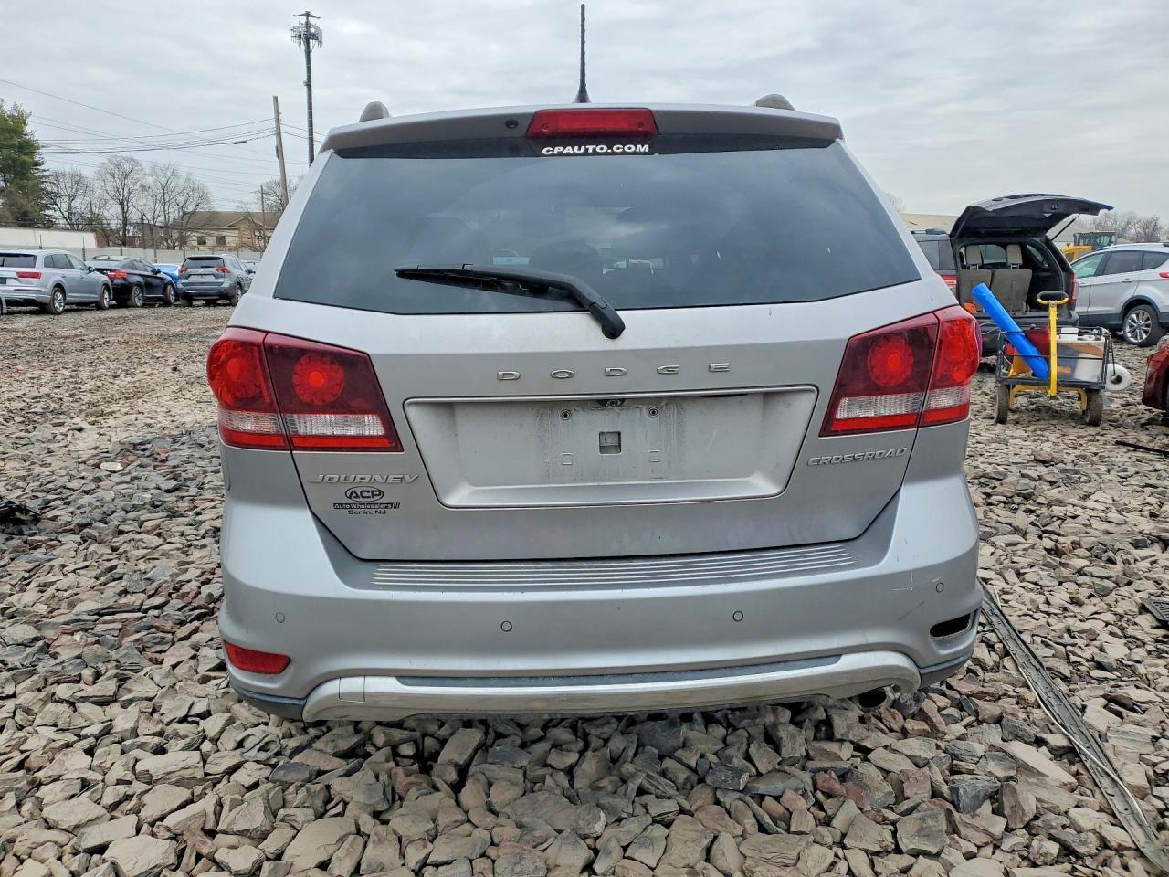 2017 Dodge Journey Crossroad - Image 6