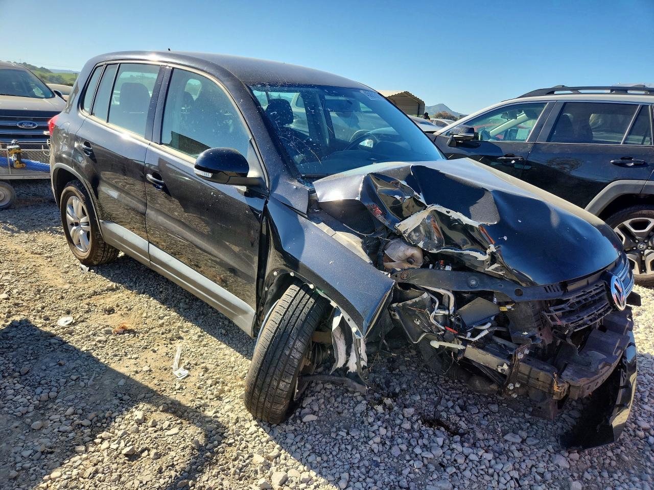 2013 Volkswagen Tiguan S - Фото 4