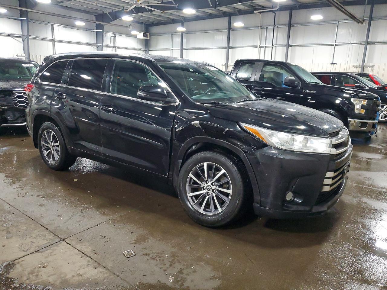 2018 Toyota Highlander Xle - Image 4