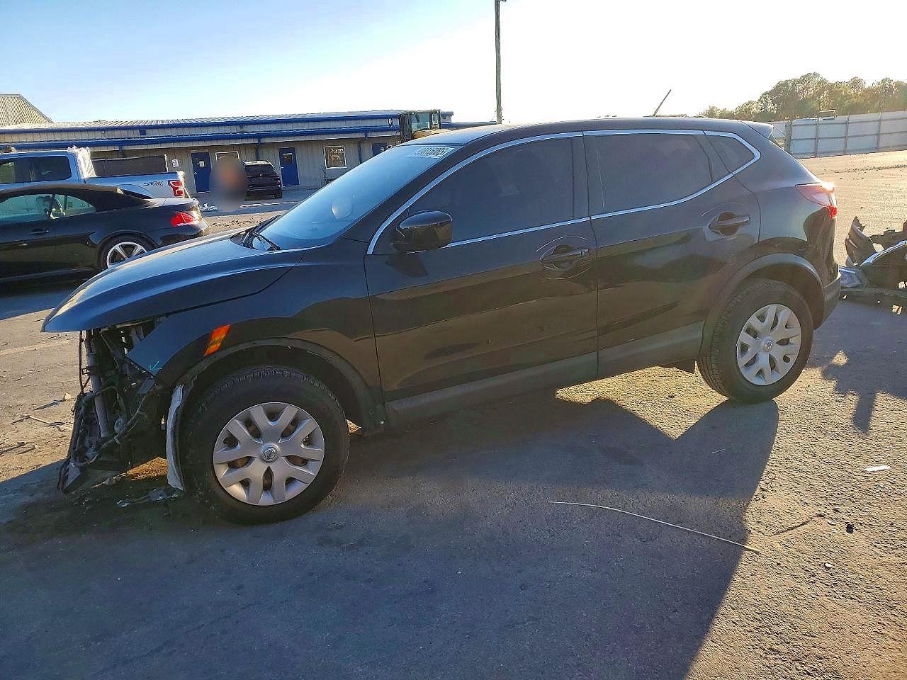 2020 Nissan Rogue Sport S