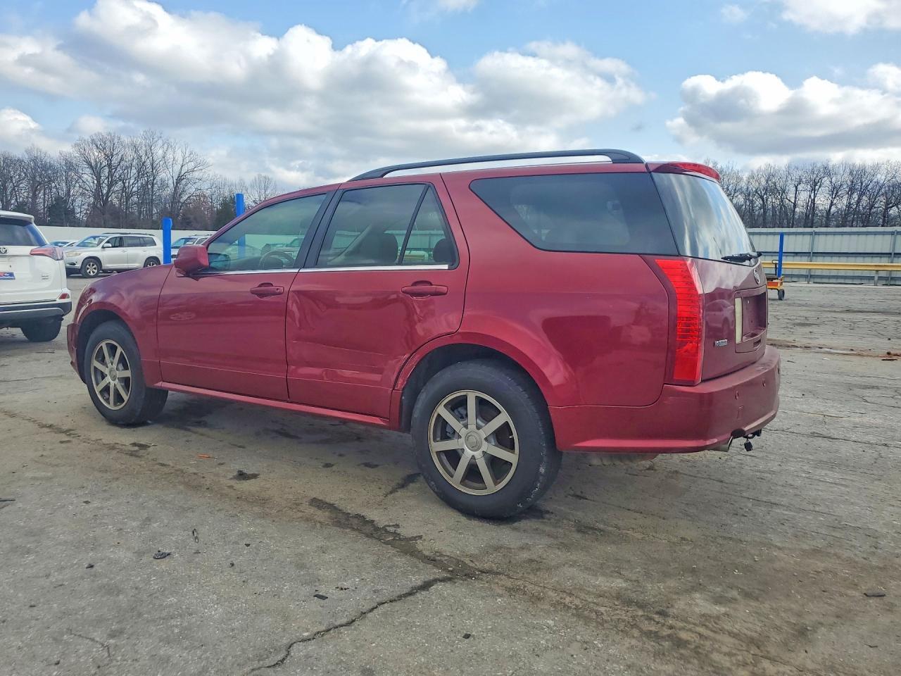 2004 Cadillac Srx - Фото 2
