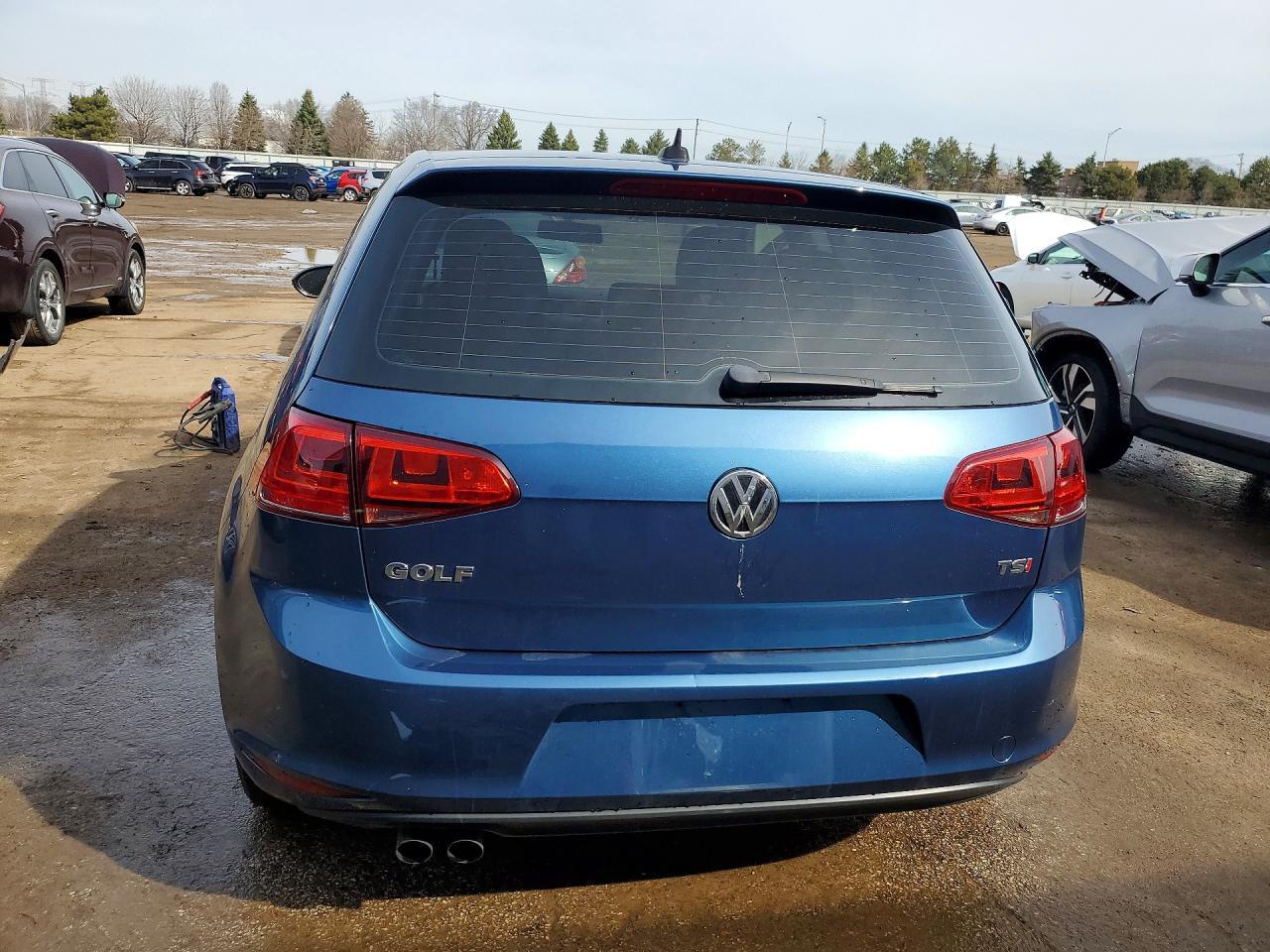 2016 Volkswagen Golf Base - Image 6
