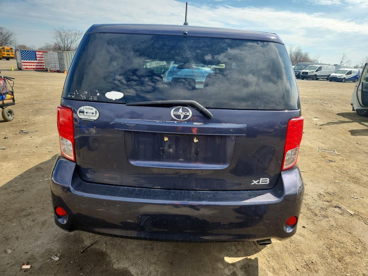 2012 Scion Xb Base - Фото 6