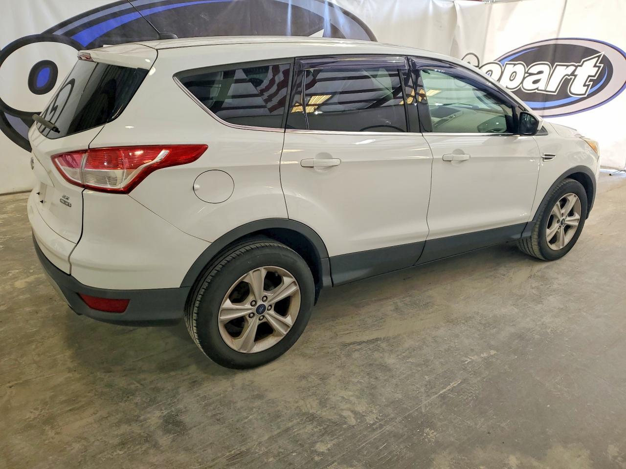 2015 Ford Escape Se - Image 3