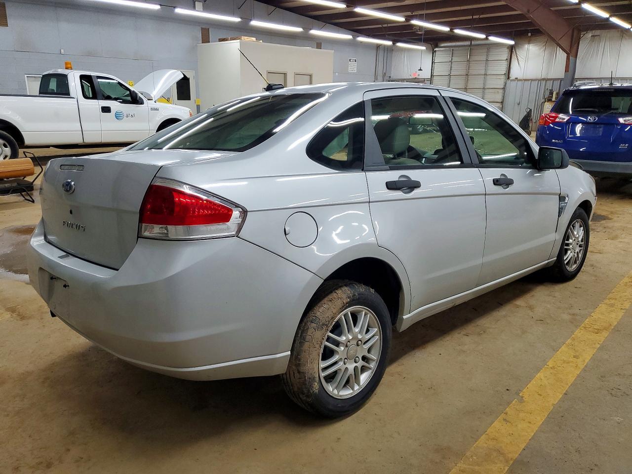 2008 Ford Focus S - Фото 3