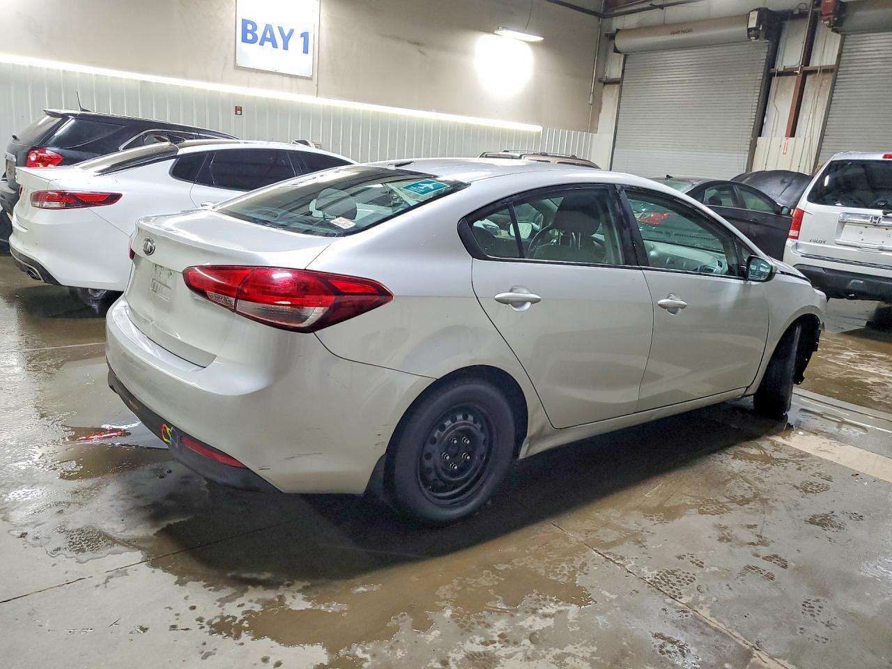 2017 Kia Forte Lx - Фото 3