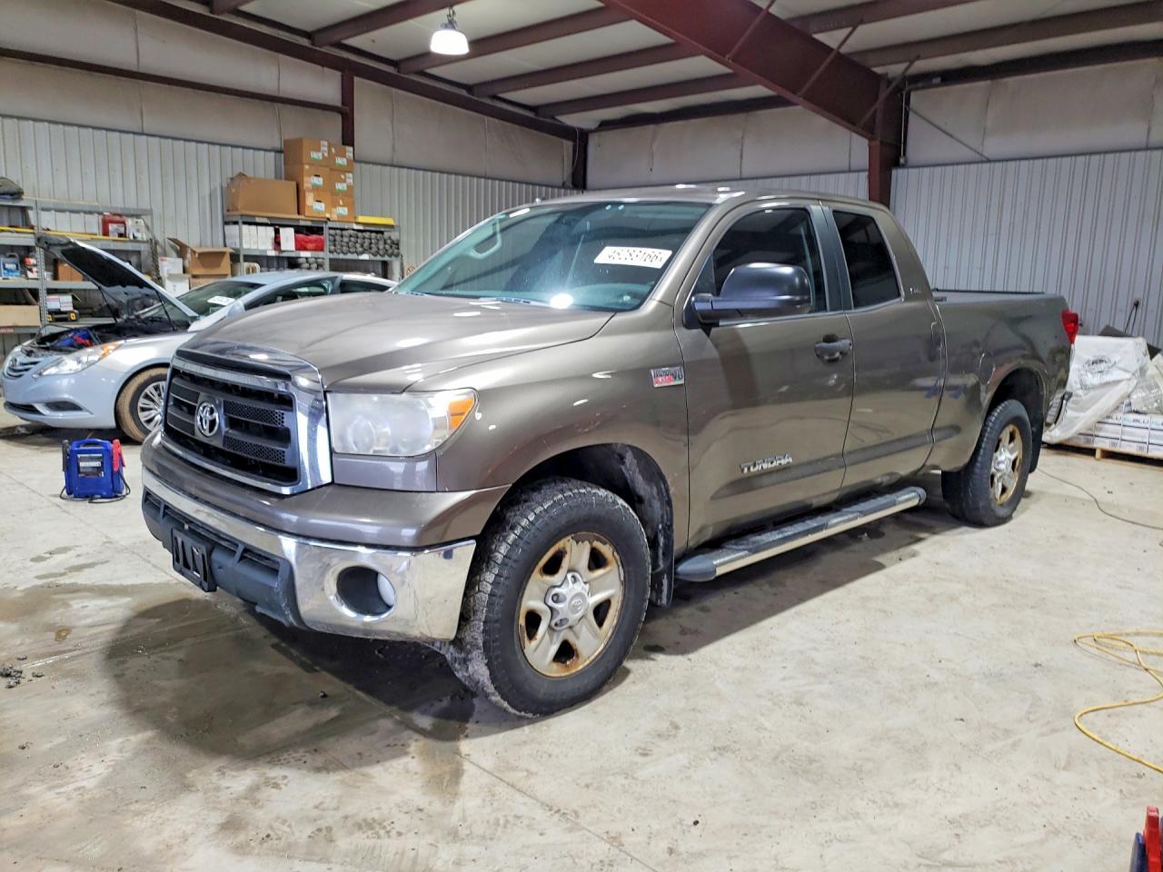 2011 Toyota Tundra Double Cab Sr5