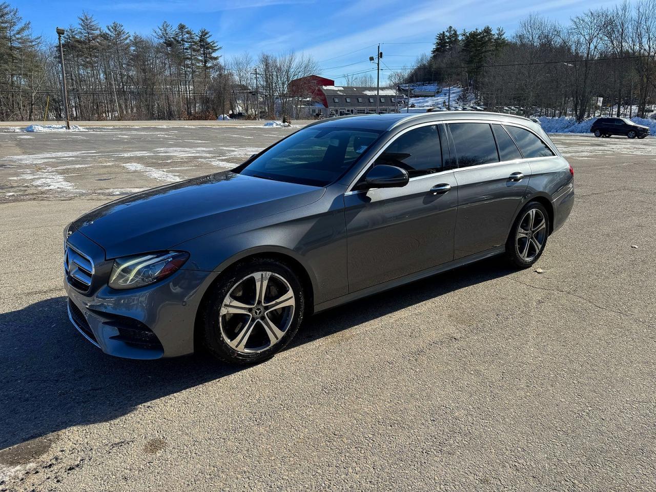 2017 Mercedes-Benz E 400 4Matic - Фото 2