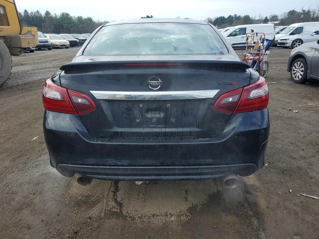 2017 Nissan Altima 2.5 Sr - Image 6