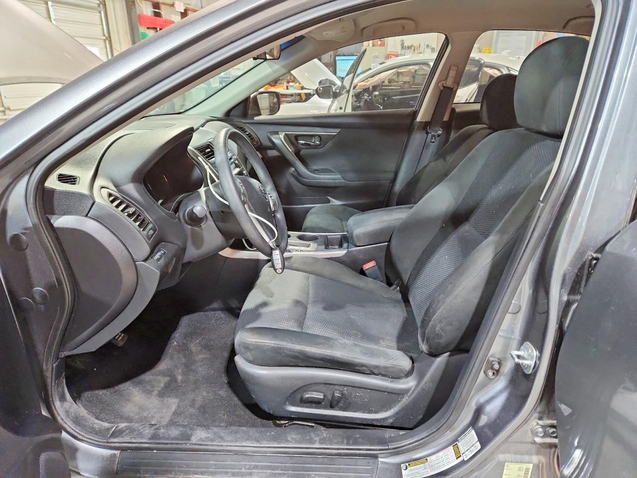 2015 Nissan Altima 2.5 S - Фото 7