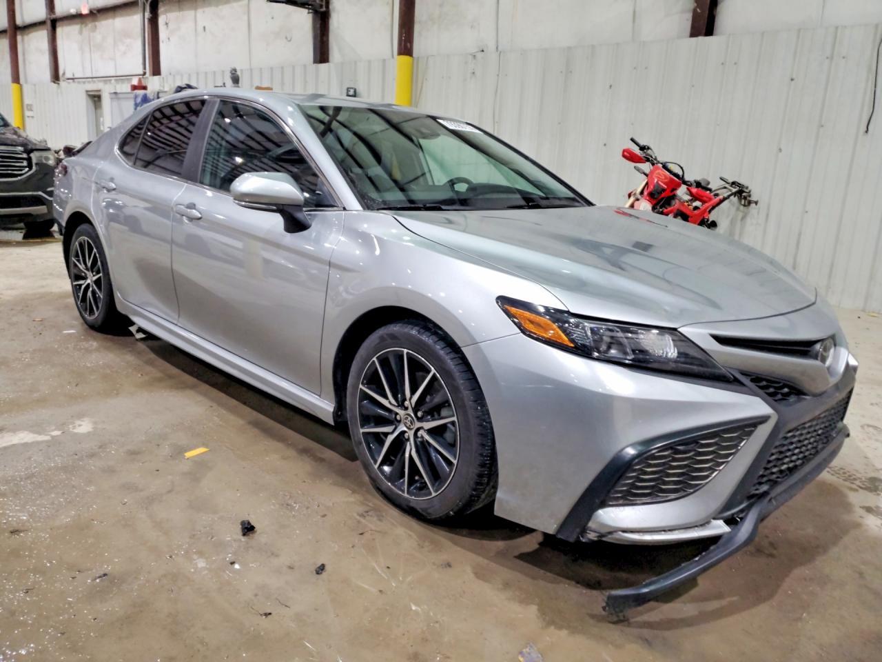 2023 Toyota Camry Se - Фото 4