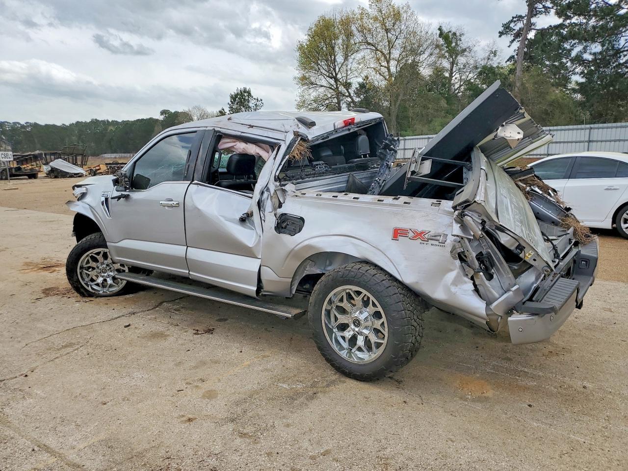 2022 Ford F150 Supercrew - Фото 2
