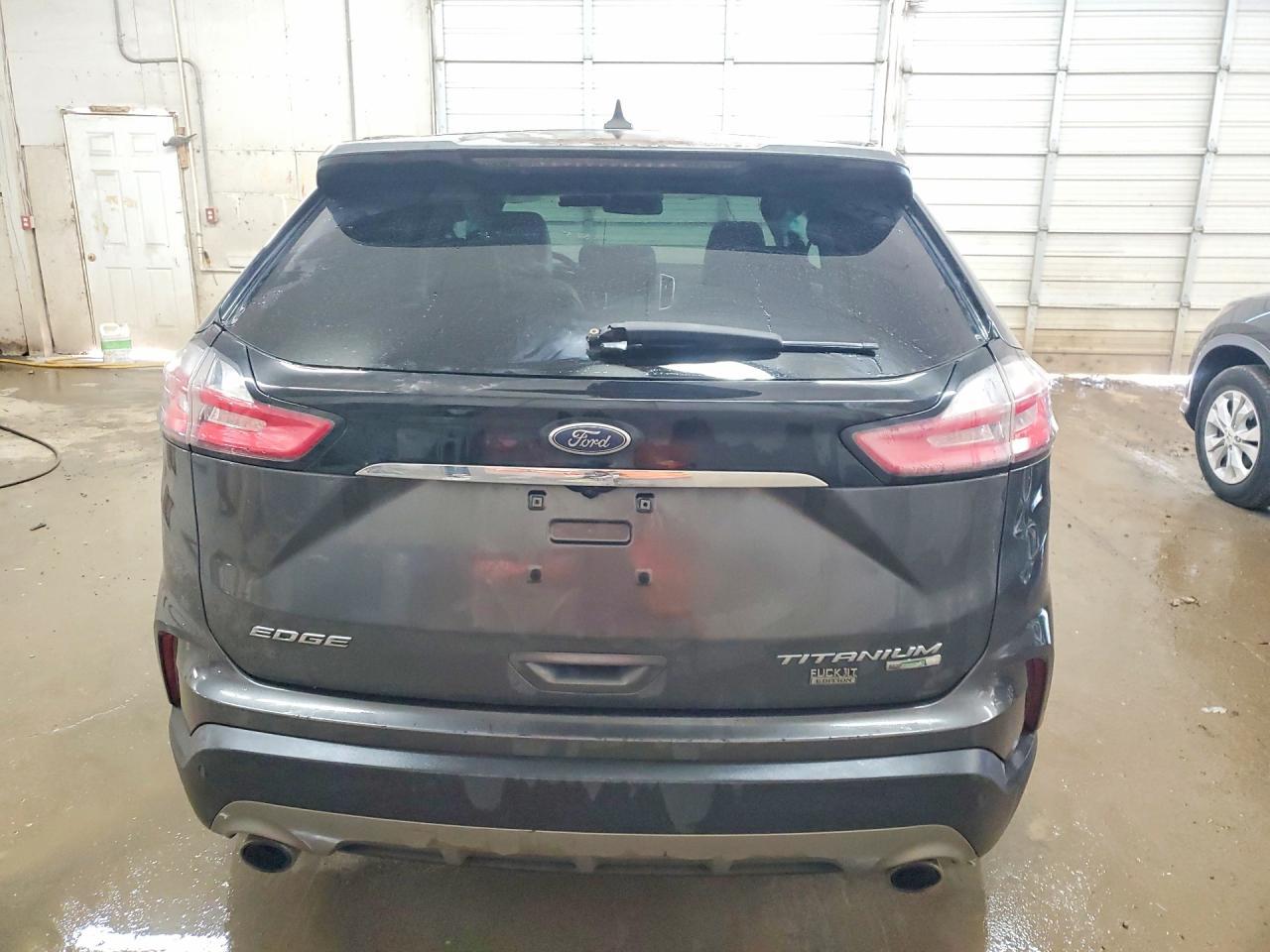 2020 Ford Edge Titanium - Фото 6