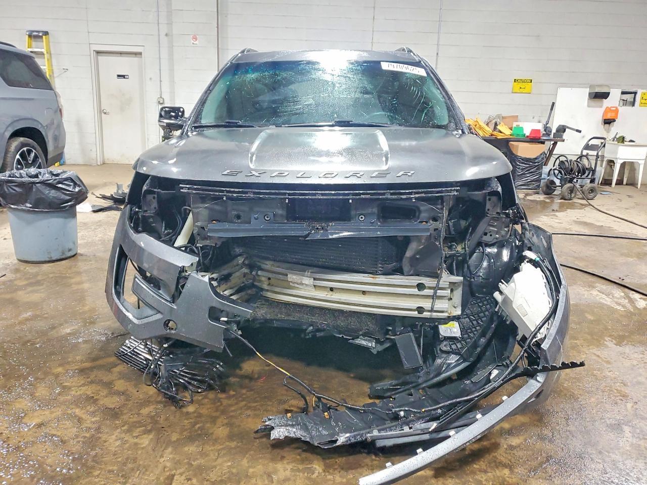 2016 Ford Explorer Sport - Фото 5