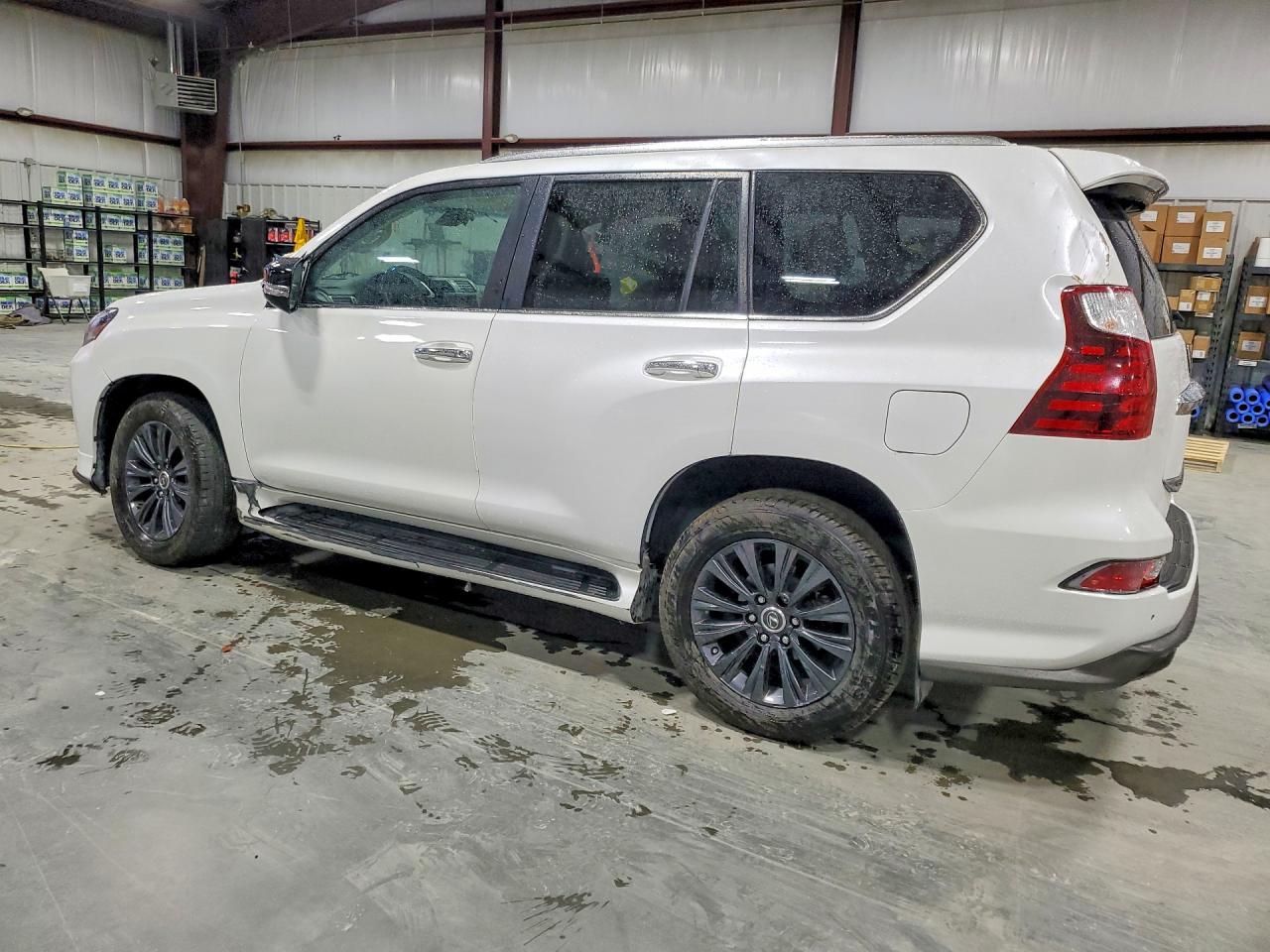 2021 Lexus Gx 460 Luxury - Image 2