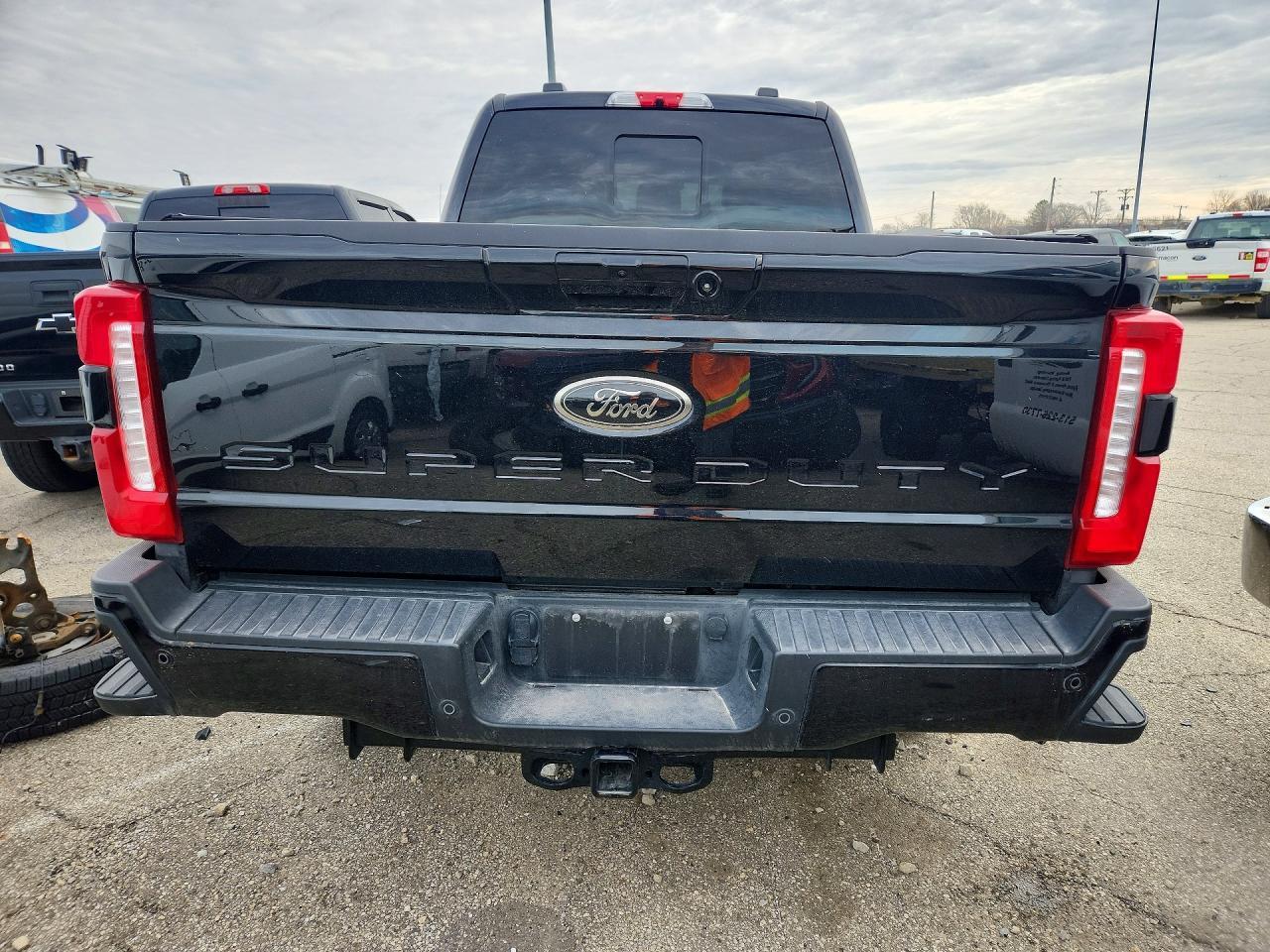 2024 Ford F250 Super Duty - Фото 6