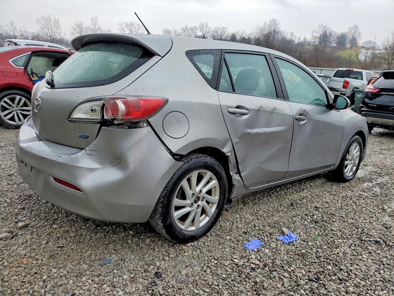 2013 Mazda 3 I - Фото 3