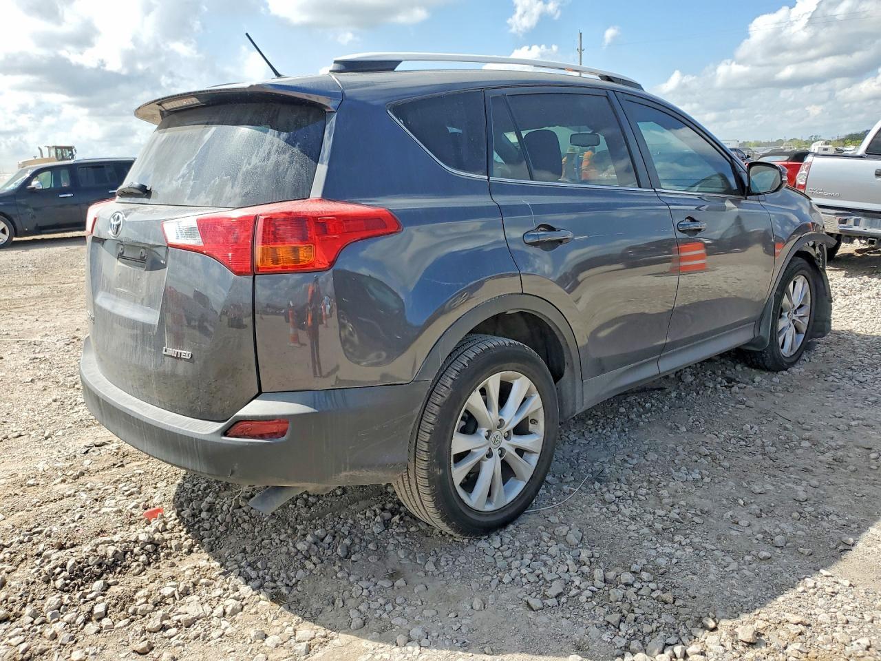 2015 Toyota Rav4 Limited - Фото 3