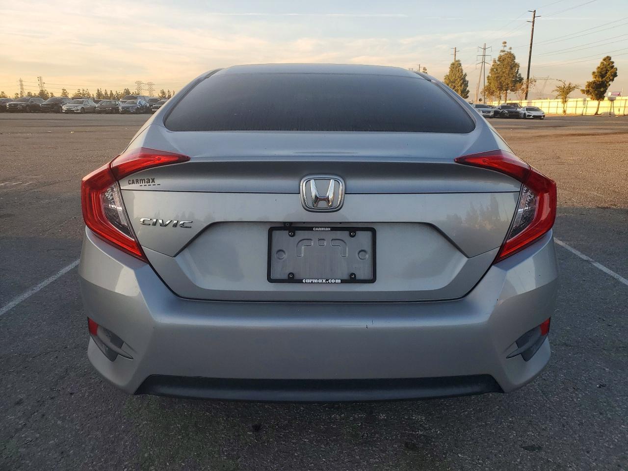 2016 Honda Civic Lx - Фото 6