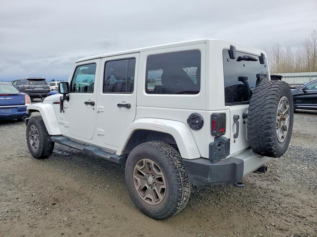 2013 Jeep Wrangler Unlimited Sahara - Фото 2