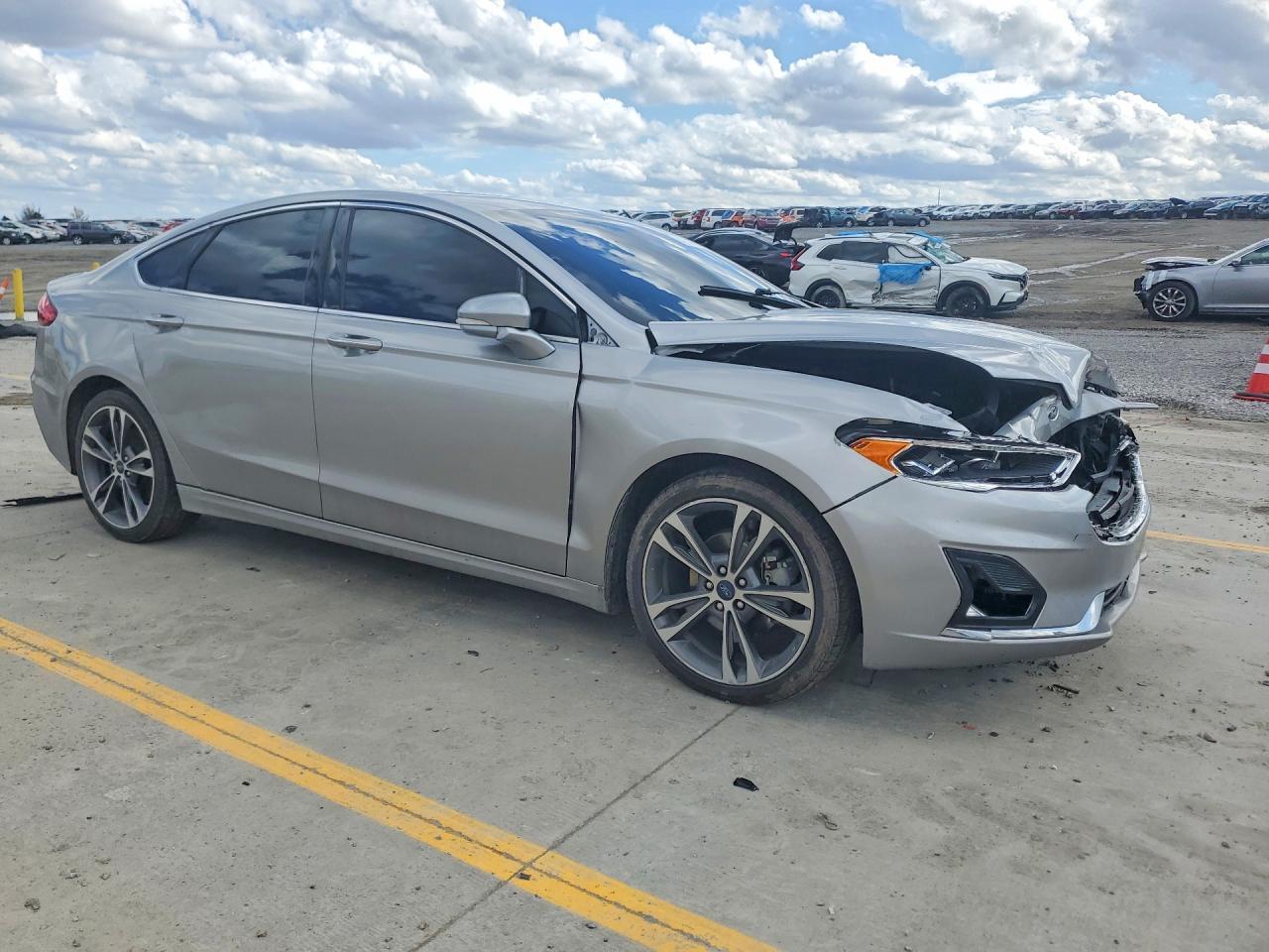 2020 Ford Fusion Titanium - Фото 4