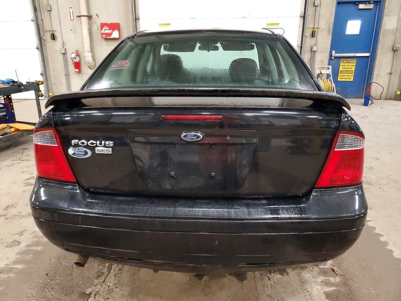 2007 Ford Focus - Image 6