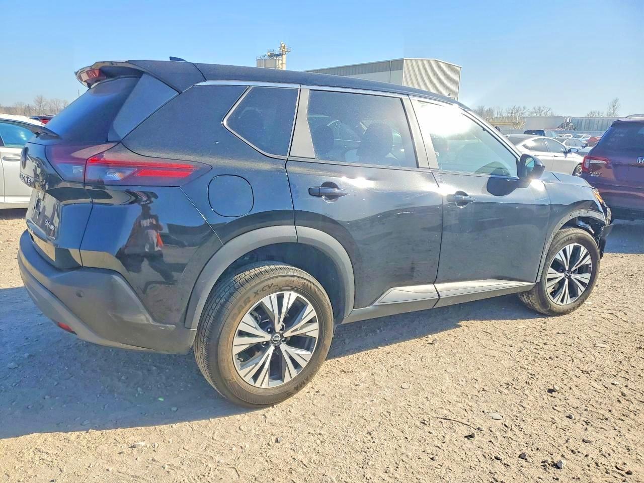 2023 Nissan Rogue Sv - Фото 3
