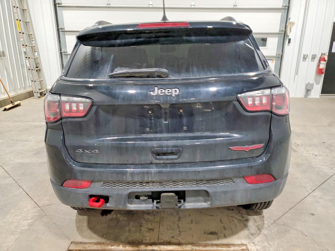 2022 Jeep Compass Trailhawk - Image 6