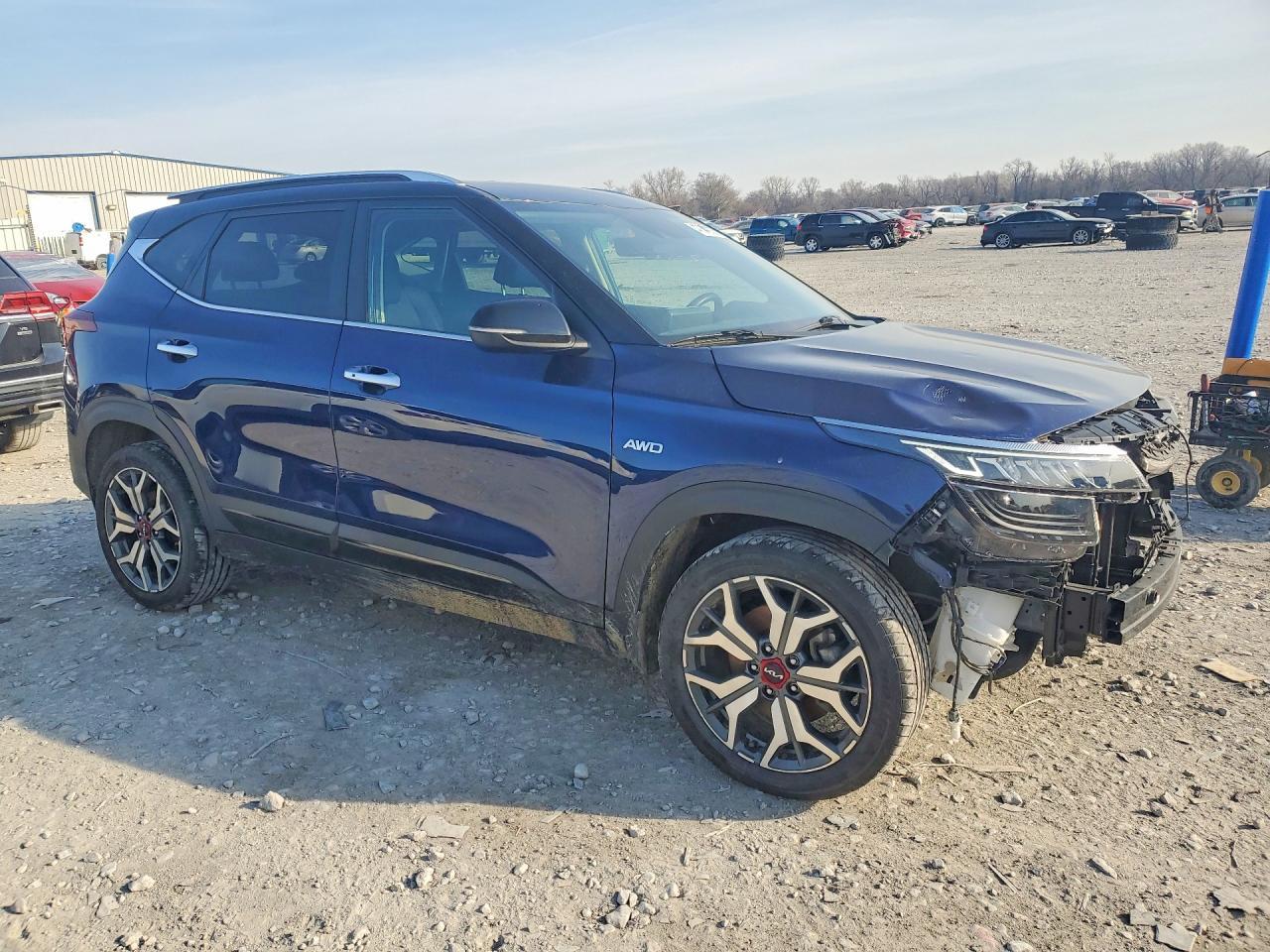 2023 Kia Seltos Sx - Фото 4