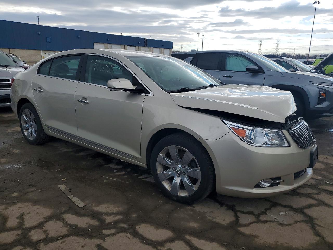 2013 Buick Lacrosse Premium - Image 4