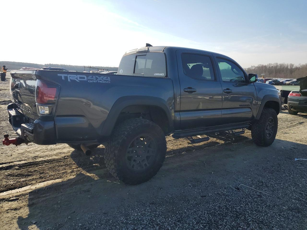 2019 Toyota Tacoma Trd Off-Road - Фото 3