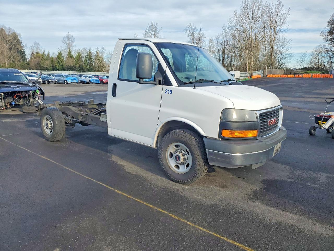 2015 GMC Savana Cut - Фото 4