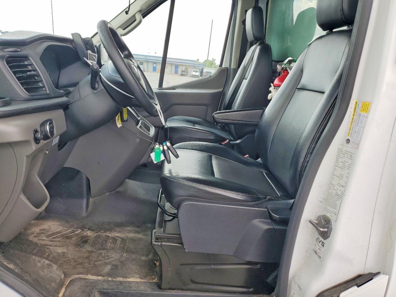 2020 Ford Transit Delivery Truck - Image 7