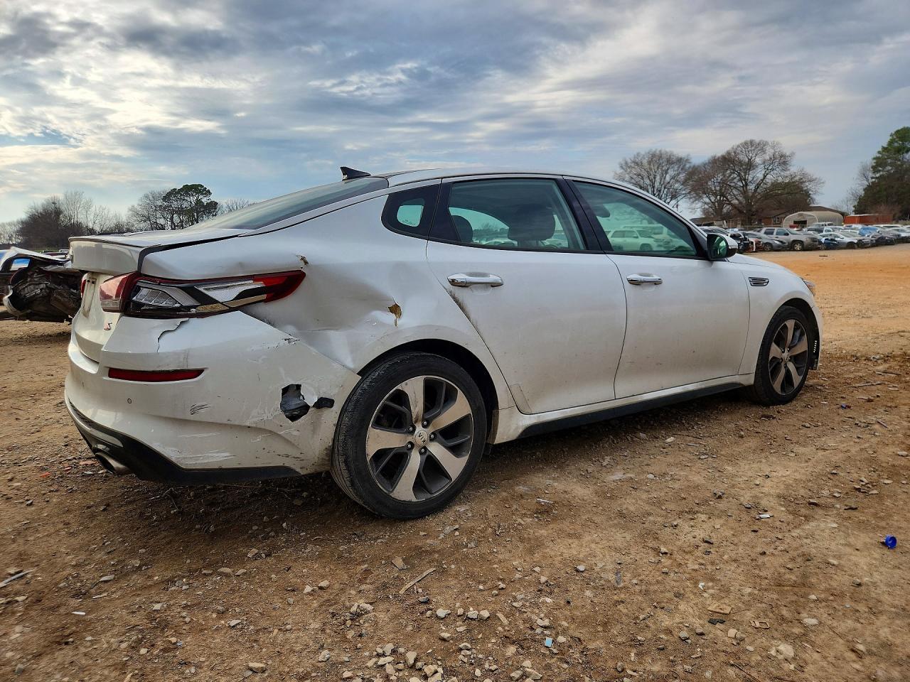 2019 Kia Optima Lx - Image 3