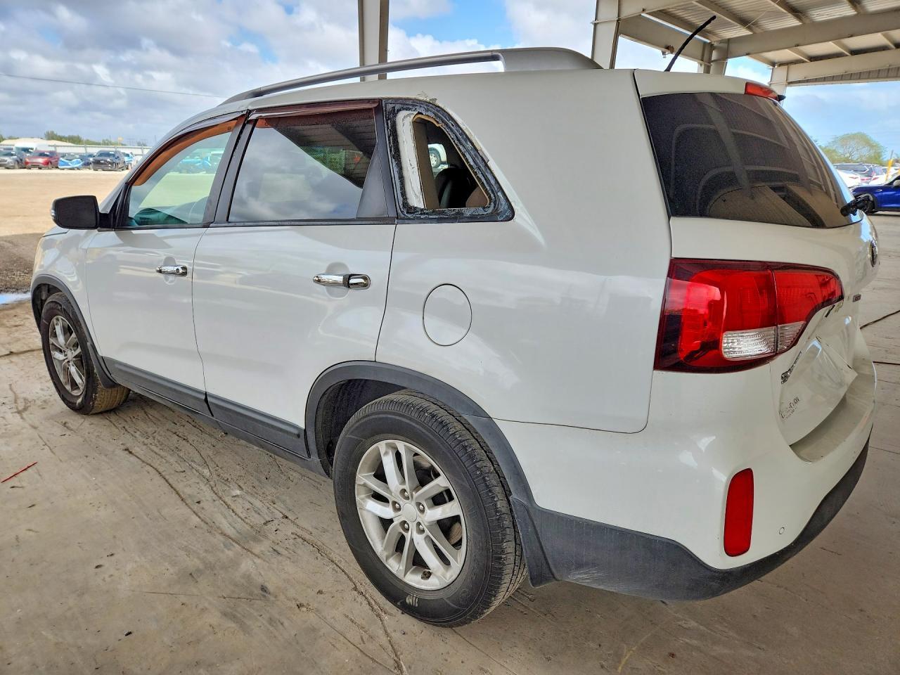 2015 Kia Sorento Lx - Фото 2