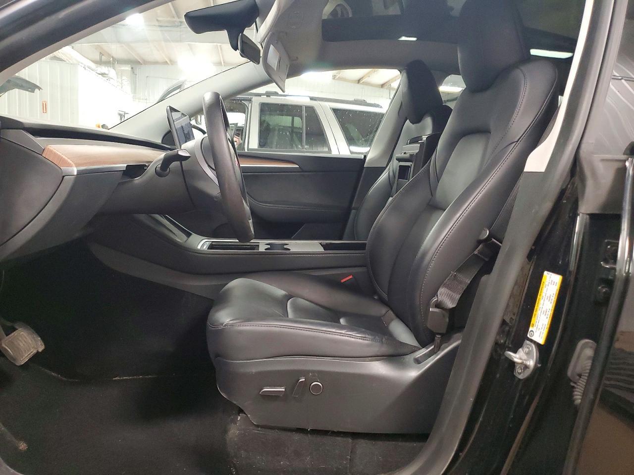 2023 Tesla Model Y - Фото 7