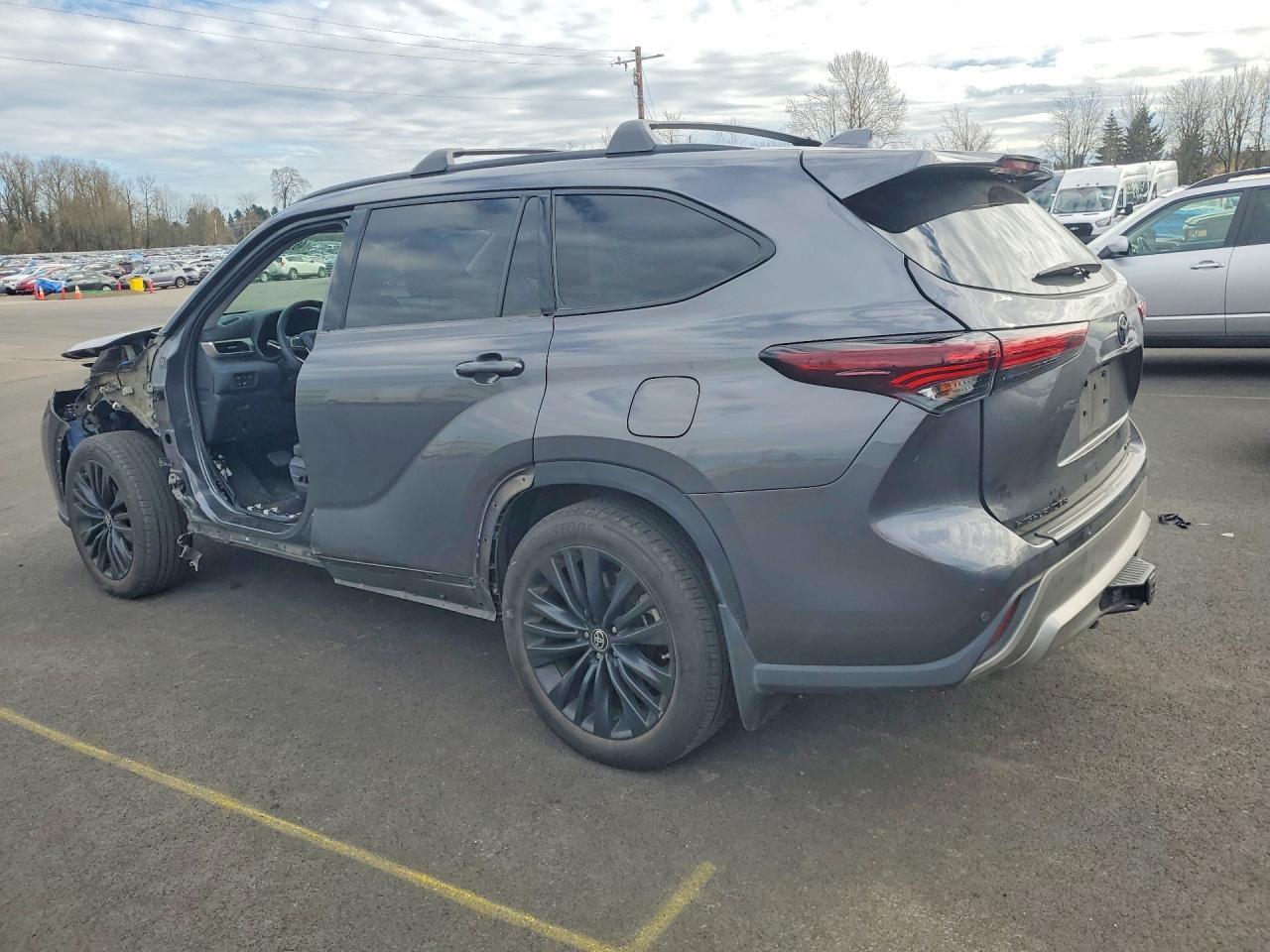 2024 Toyota Highlander Hybrid Platinum - Фото 2