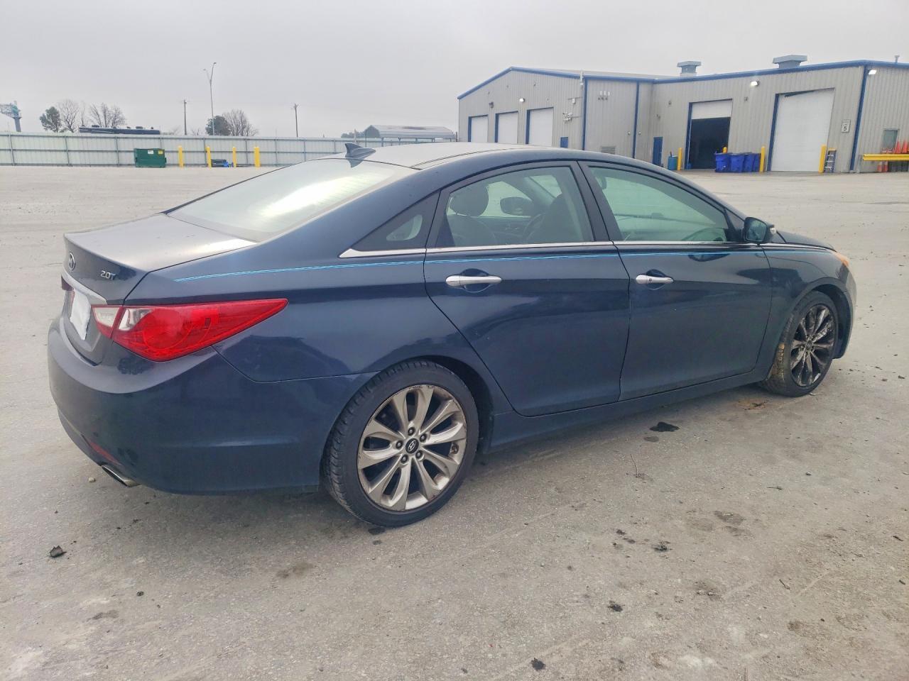 2012 Hyundai Sonata Limited 2.0T - Фото 3