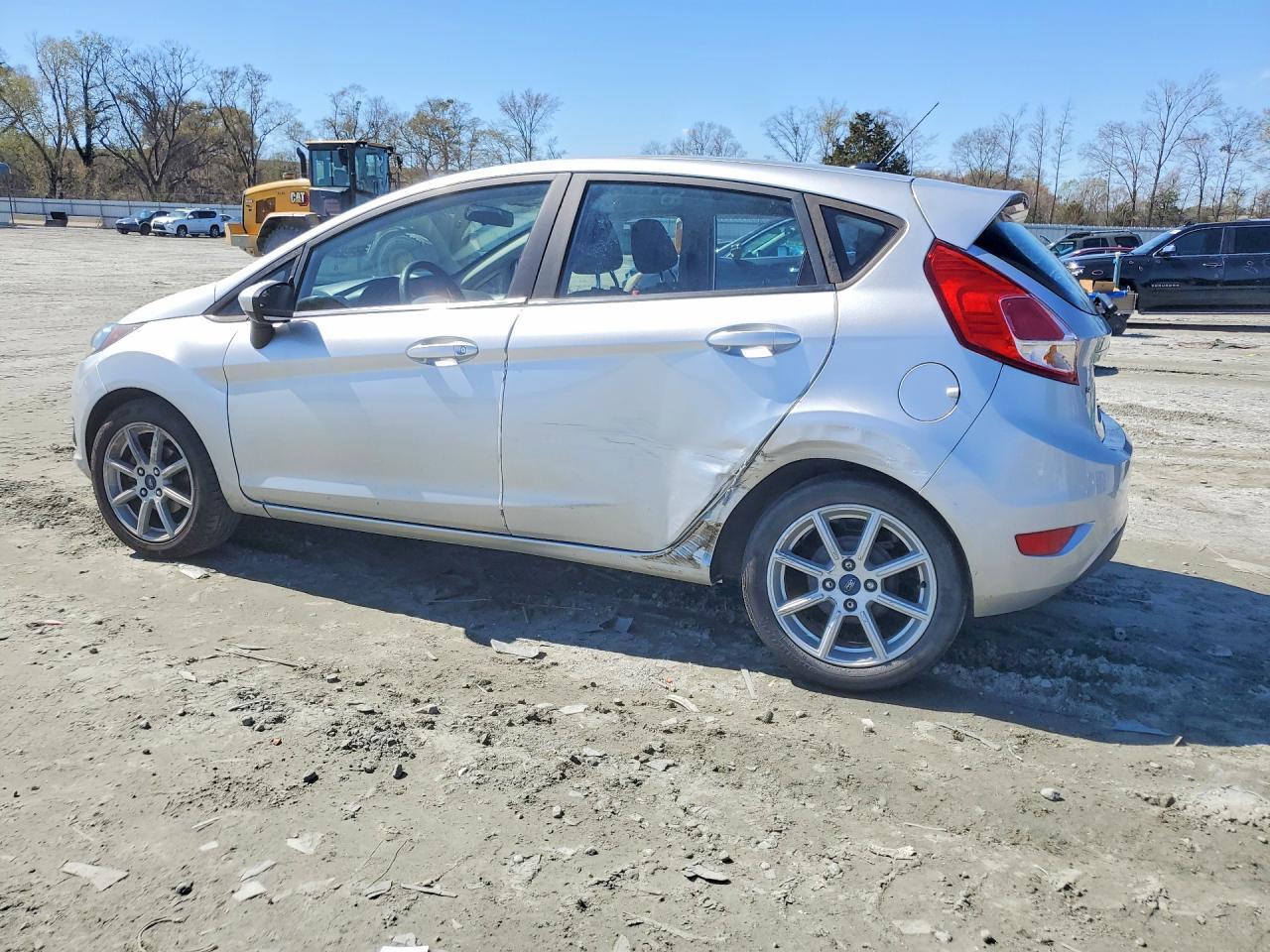 2019 Ford Fiesta - Image 2