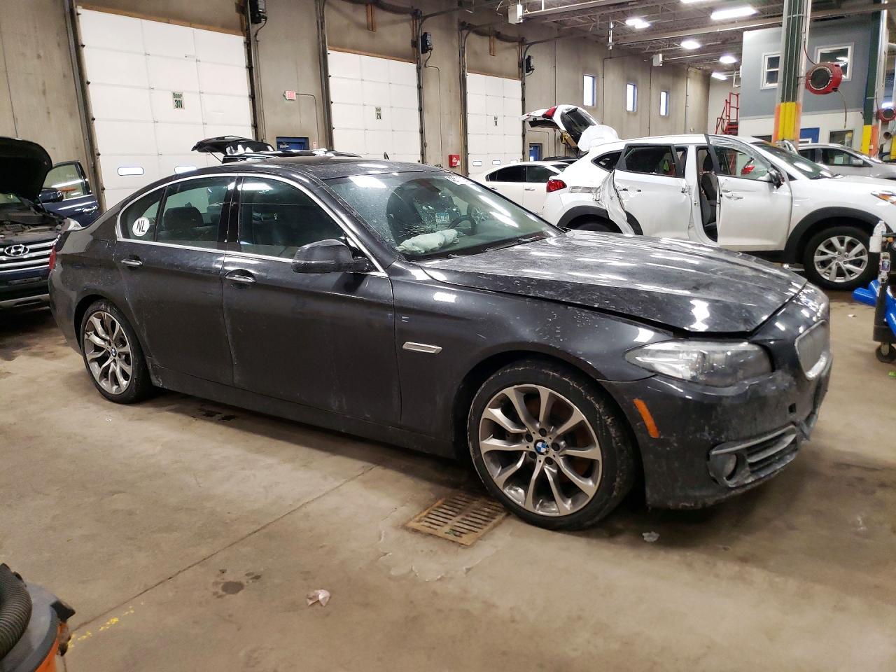 2014 BMW 535 Xi - Image 4