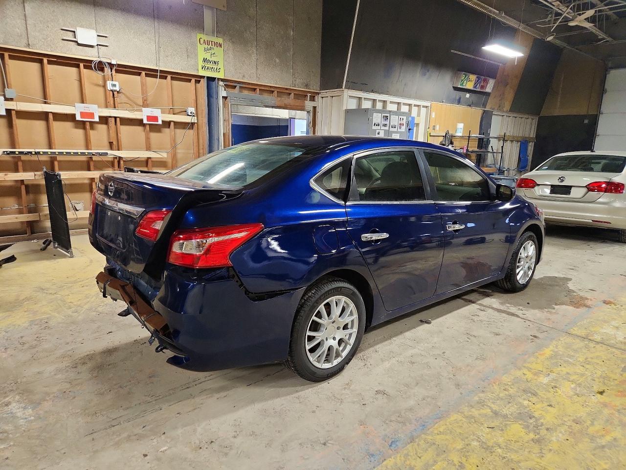 2019 Nissan Sentra S - Фото 3
