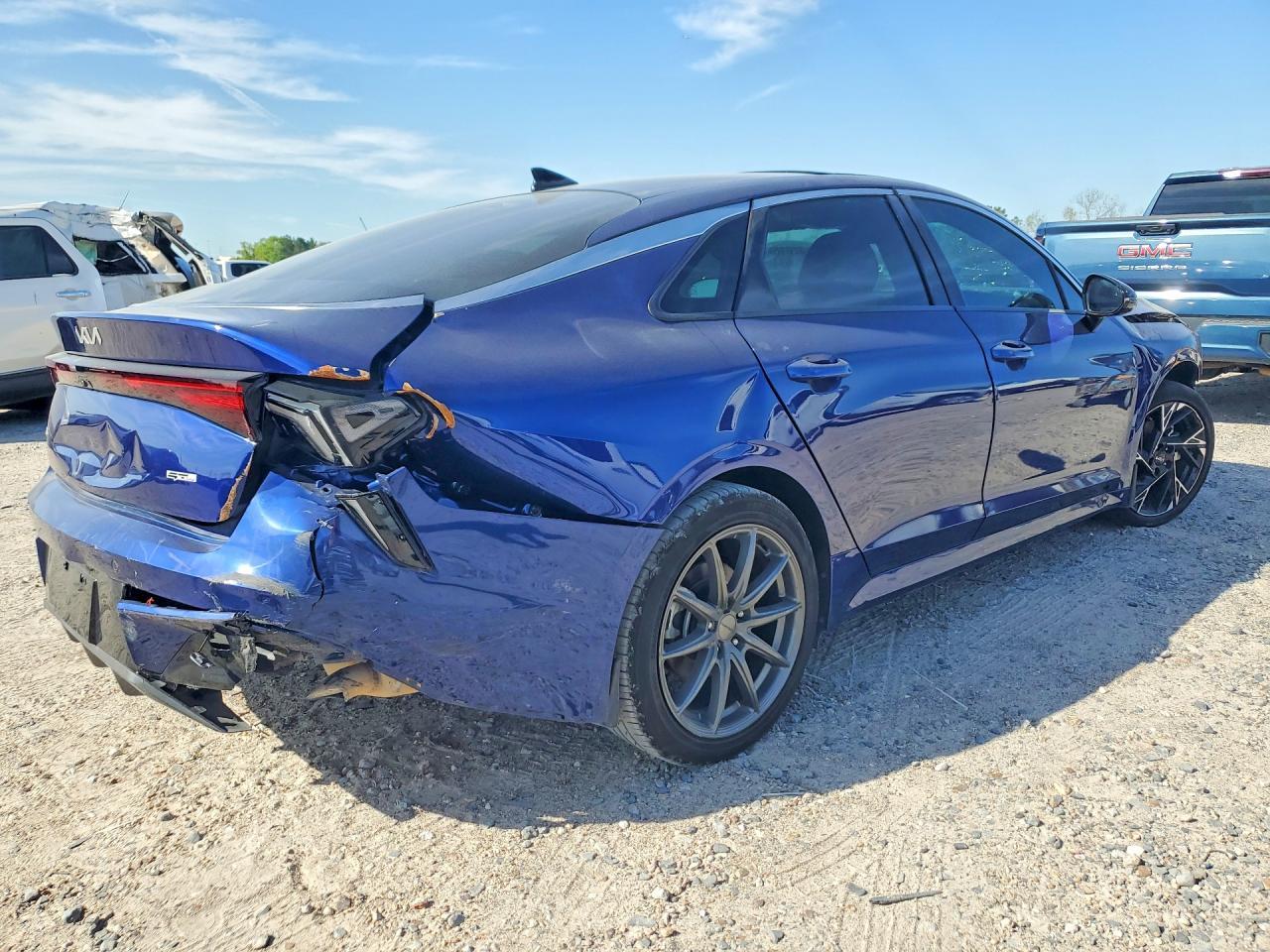 2025 Kia K5 Gt-Line - Image 3