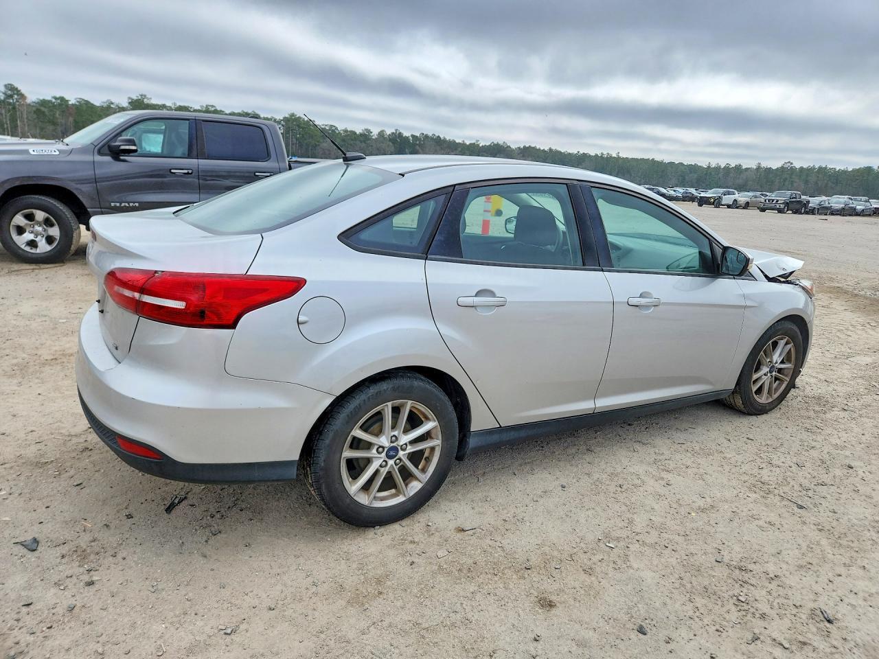 2017 Ford Focus - Image 3