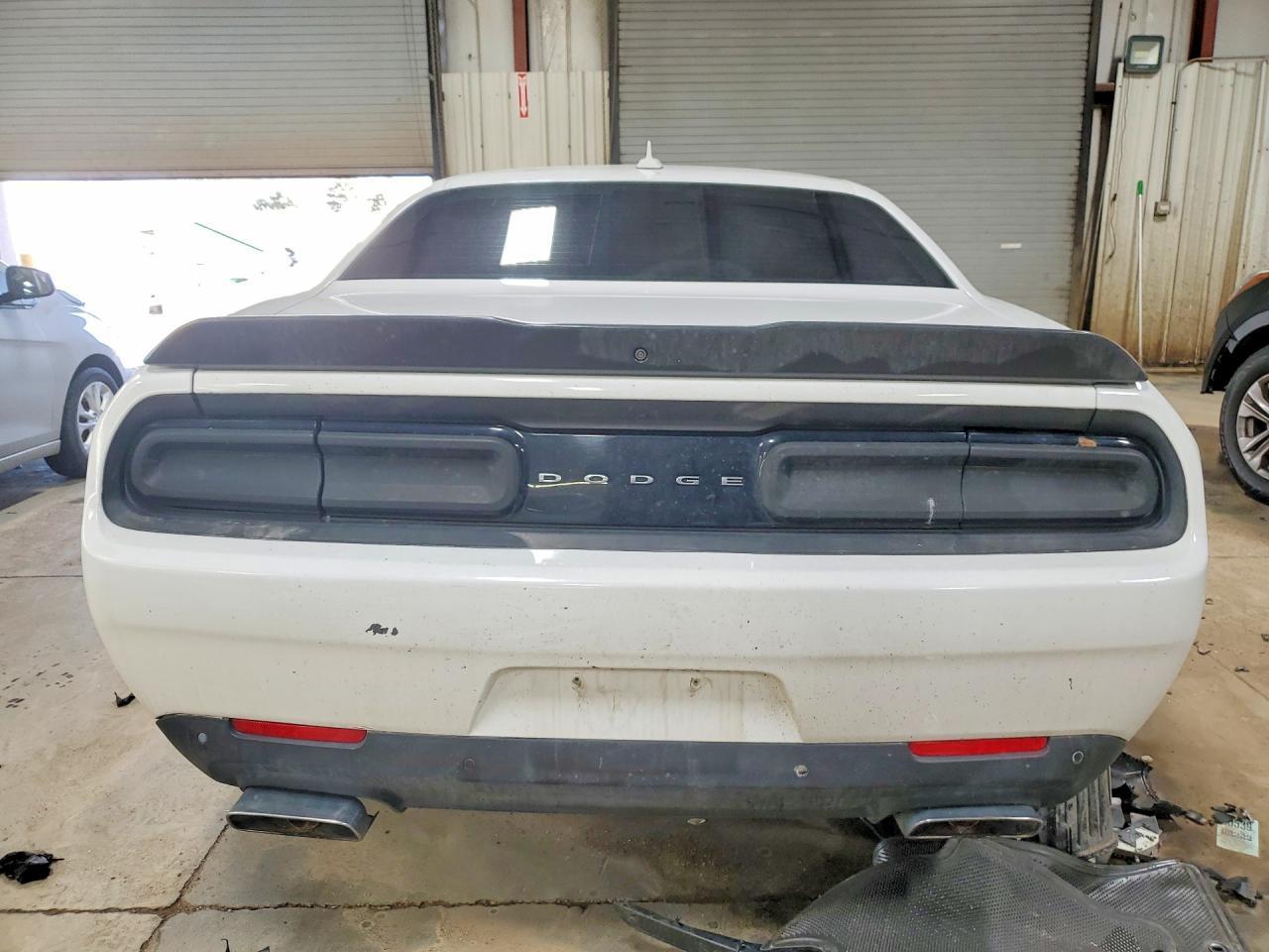 2016 Dodge Challenger R - Фото 6
