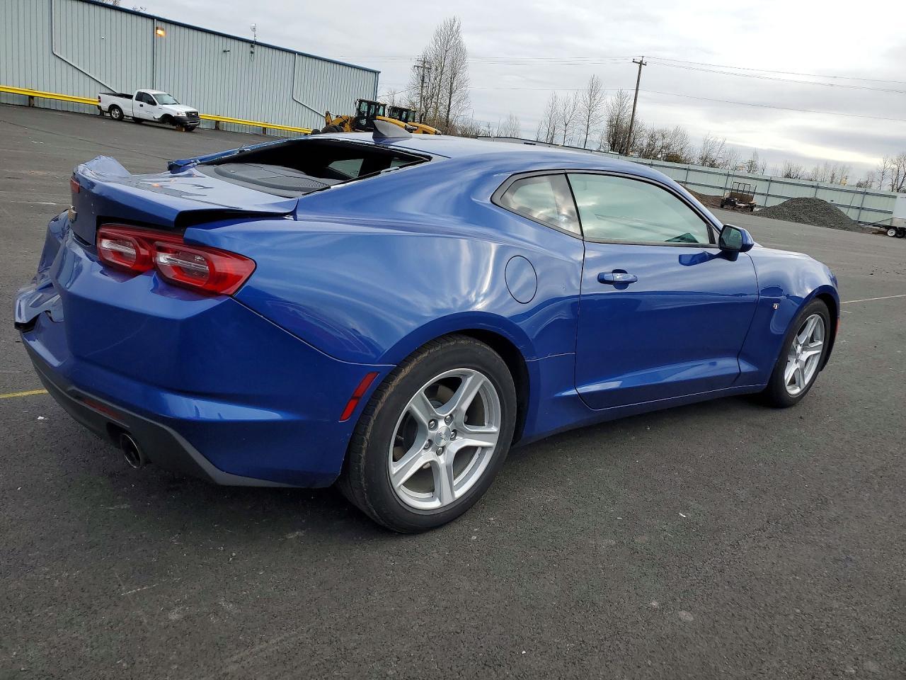 2023 Chevrolet Camaro Ls - Image 3