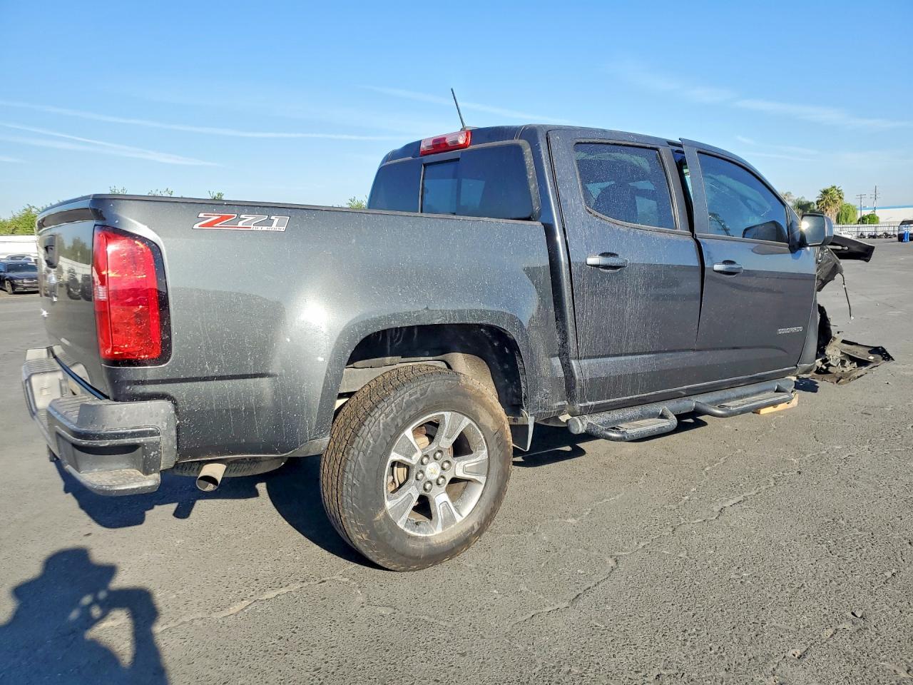 2016 Chevrolet Colorado Z71 - Фото 3